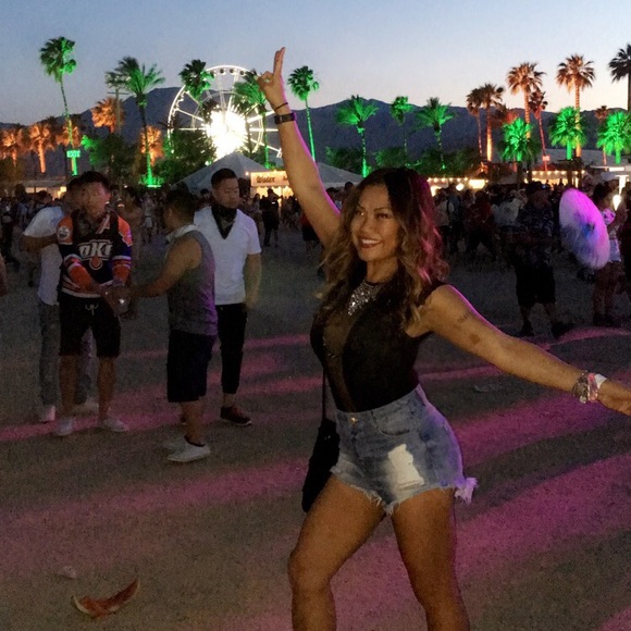 Confessions of a SHOP-A-HOLIC! 🙊🛍🙈👗👠👟 - Picture 8 of 11